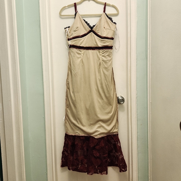 Lulus Size L  Alluring Dream Burgundy Floral Mesh Lace Trumpet Midi Dress - Picture 5 of 15